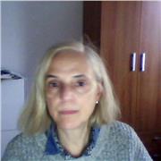 Una traduttrice professionista che ti aiuta nelle tue difficoltà linguistiche e ti segue step by step